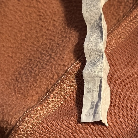 Fabletics sz S Rayne fleece sweatshirt top long sleeve brick color - Picture 5 of 8